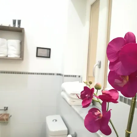 לינה וארוחת בוקר I Santi Coronati 4*