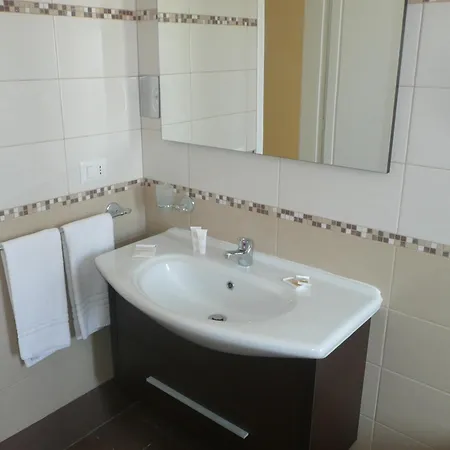 I Santi Coronati 4* סירקוזה