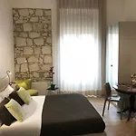 Oda ve Kahvaltı I Santi Coronati